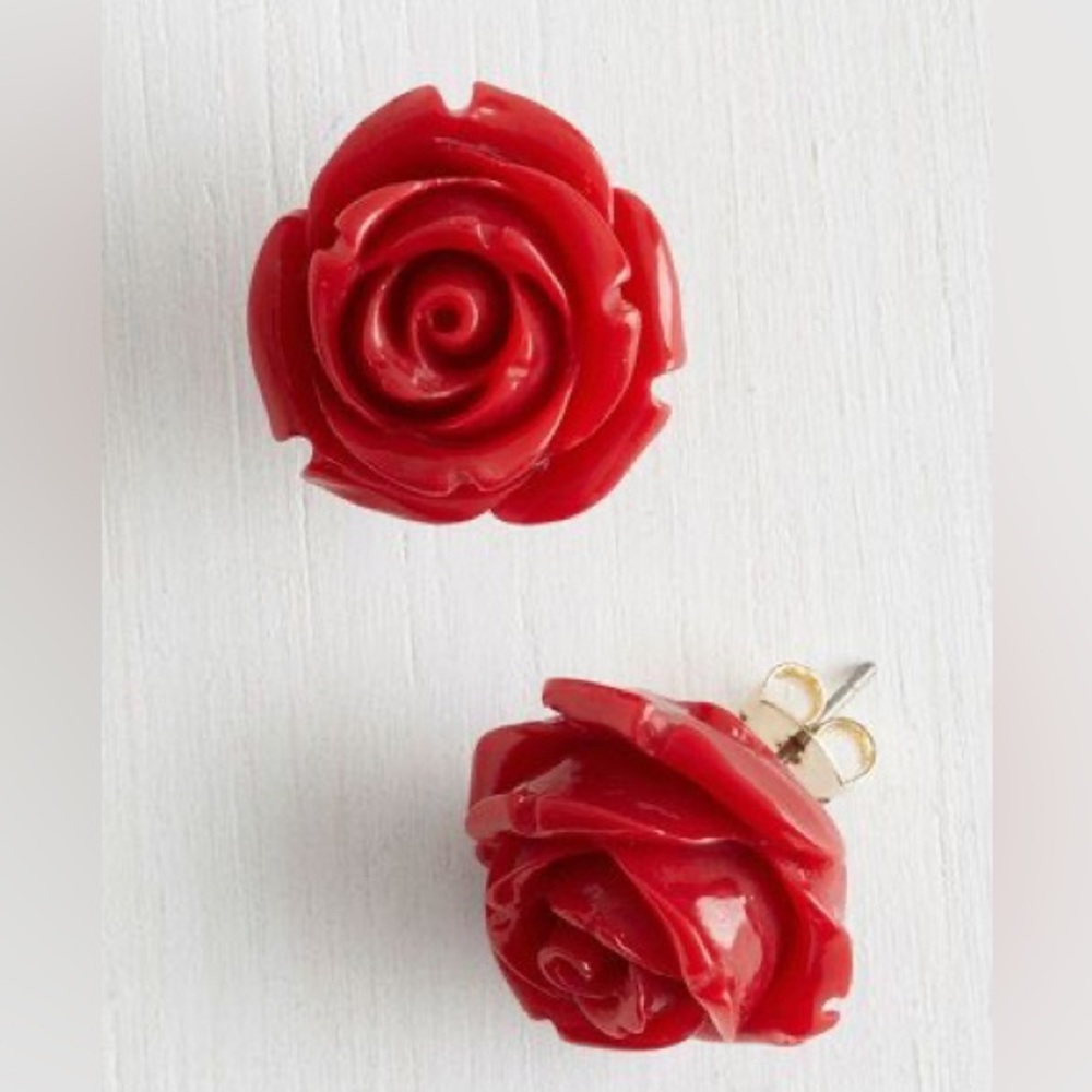 ModCloth Retro Rosie Earrings